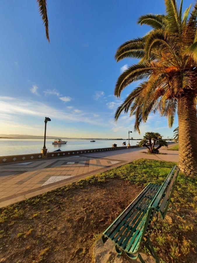 Appartamento In Piazza Italia SantʼAntìoco Εξωτερικό φωτογραφία